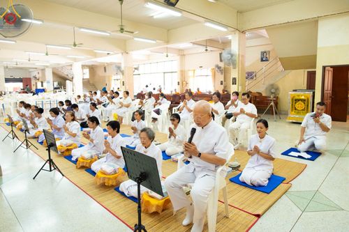 พิธีอุปสมบทหมู่ ในโครงการอุปสมบทบูชาธรรม มหาปูชนียาจารย์ พ.ศ. 2566 ณ วัดท่าเกวียน อำเภอพนมสารคาม จังหวัดฉะเชิงเทรา วันที่ 5 ธันวาคม พ.ศ. 2566