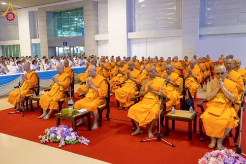 ภาพ No.134048:พิธีบูชาข้าวพระ  ในวันอาทิตย์ต้นเดือนที่ 7 เมษายน พ.ศ. 2567 ณ วัดพระธรรมกาย จ.ปทุมธานี