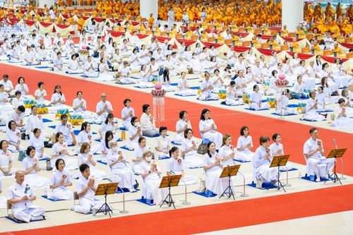 ภาพ No.176303:พิธีมุทิตาสักการะพระมหาเถระและพระเถระ วันที่ 24 พฤศจิกายน พ.ศ. 2567 ณ วัดพระธรรมกาย จ.ปทุมธานี