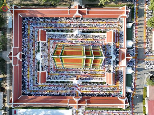 ภาพ No.195474:พิธีต้อนรับพระธรรมยาตรา ณ อนุสรณ์สถานลำดับที่ 4 สถานที่เกิดด้วยกายธรรม วัดโบสถ์(บน) ต.บางคูเวียง จ.นนทบุรี ในโครงการธรรมยาตรา กตัญญูบูชา มหาปูชนียาจารย์ พระมงคลเทพมุนี(สด จนฺทสโร) พระผู้ปราบมาร อนุสรณ์สถาน 7 แห่ง ปีที่ 13 วันที่ 15 มกราคม พ.ศ. 2568