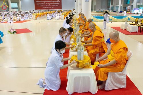 ภาพ No.88271:พิธีทอดผ้าป่าถวายทุนการศึกษาพระภิกษุสามเณรทั่วโลก, มอบโล่ผู้อุปถัมภ์มหาวิทยาลัยฯ ในวันครบรอบสถาปนา 20 ปี มหาวิทยาลัยธรรมกายแคลิฟอร์เนีย (DOU), พิธีถวายมหาสังฆทาน 108 รูป บูชาธรรมมหาปูชนียาจารย์ วันเสาร์ที่ 16 กันยายน พ.ศ. 2566 ณ ห้องแก้วสารพัดนึก1 วัดพระ