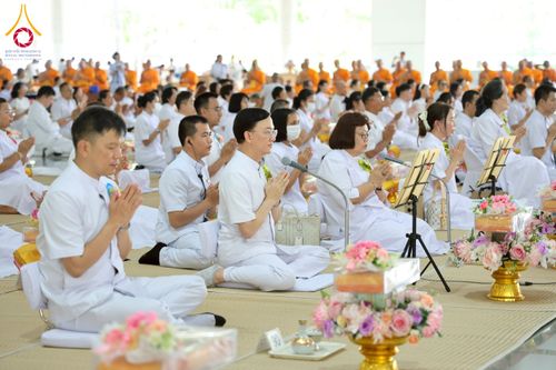 ภาพ No.217131:วันเสาร์ที่ 12 เมษายน พ.ศ. 2568 พิธีบุพเปตพลี ครั้งที่ 162 ร่วมอุทิศบุญแด่หมู่ญาติที่ล่วงลับไปแล้ว และพิธีถวายภัตตาหารเมนูสวรรค์ ณ หอฉันคุณยายอาจารย์ฯ วัดพระธรรมกาย