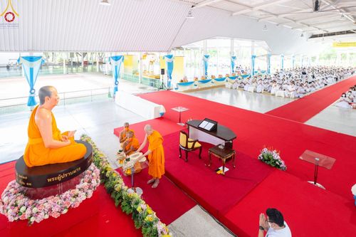 ภาพ No.85013:พิธีเจริญพระพุทธมนต์และพิธีสักการะ รูปเหมือนพระมงคลเทพมุนี (สด จนฺทสโร) ในวันที่ 5 สิงหาคม พ.ศ. 2566 ณ วัดพระธรรมกาย จ.ปทุมธานี เพื่ออัญเชิญประดิษฐาน  ณ วิหารพระมงคลเทพุนี (สด จนฺทสโร) ศูนย์ปฏิบัติธรรมภาคใต้ อ.บางกล่ำ จ.สงขลา