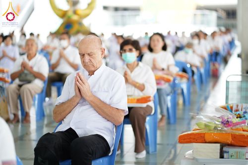 ภาพ No.209907:วันพุธที่ 26 กุมภาพันธ์ พ.ศ. 2568 พิธีบุพเปตพลี ครั้งที่ 159 ณ หอฉันคุณยายอาจารย์จันทร์ขนนกยูง วัดพระธรรมกาย