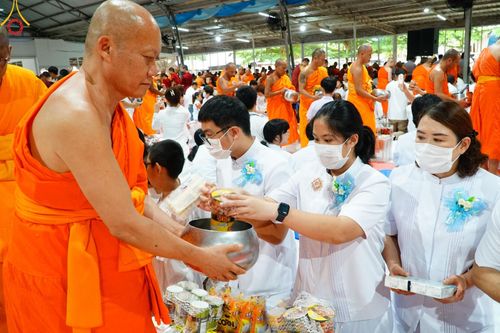 พิธีตักบาตรพระ 500 รูป ปีที่ 9 ณ ธุดงคสถานล้านนา อำเภอสันทราย จังหวัดเชียงใหม่ วันอาทิตย์ที่ 9 มิถุนายน พ.ศ. 2567