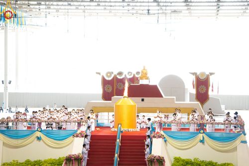 ภาพ No.86121:พิธีจุดเทียนใจ ไฟนิรันดร์ อนันตชัย วันอาทิตย์ที่ 20 สิงหาคม พ.ศ. 2566 ณ สภาธรรมกายสากล วัดพระธรรมกาย