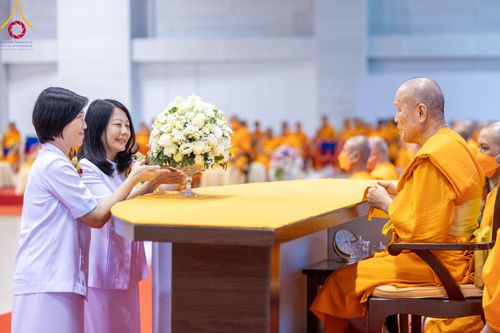 ภาพ No.95279:พิธีมุทิตาพระมหาเถระและพระเถระ ครั้งที่ 29 วันอาทิตย์ที่ 19 พฤศจิกายน พ.ศ. 2566 ณ ห้องแก้วสารพัดนึก สภาธรรมกายสากล วัดพระธรรมกาย