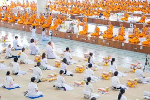 ภาพ No.182344:พิธีถวายภัตตาหารเมนูสวรรค์ "เพื่อการบรรลุธรรม" วันเสาร์ที่ 14 ธันวาคม พ.ศ. 2567 ณ หอฉันคุณยายอาจารย์ฯ วัดพระธรรมกาย