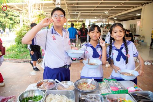 ภาพ No.103461:วันรวมพลังเด็กดี V-Star ผู้นำฟื้นฟูศีลธรรมโลก จังหวัดเชียงรายและจังหวัดพะเยา ณ ศูนย์ปฏิบัติธรรมจังหวัดเชียงราย วันที่ 2 ธันวาคม พ.ศ. 2566