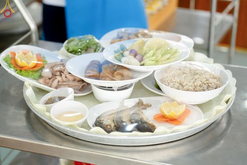 ภาพ No.58619:พิธีบุพเปตพลี ครั้งที่ 149 ร่วมอุทิศบุญแด่หมู่ญาติที่ล่วงลับไปแล้ว และสืบทอดอายุพระพุทธศาสนา วันอังคารที่ 23 เมษายน พ.ศ. 2567 (วันพระ ขึ้น 15 ค่ำ เดือน 5) ณ หอฉันคุณยายอาจารย์ฯ วัดพระธรรมกาย