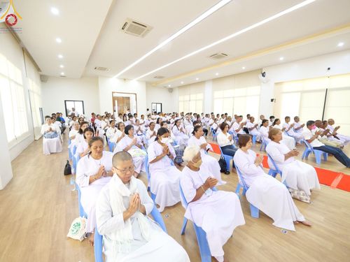 ภาพ No.157566:โครงการ อุบาสกแก้ว อุบาสิกาแก้ว รุ่นที่ 3 ตัวแทนทอดกฐินสามัคคีทั่วไทย 30,000 วัด ระหว่างวันที่ 20-22 กันยายน พ.ศ. 2567 ณ ศูนย์ปฏิบัติธรรมจันทบุรี