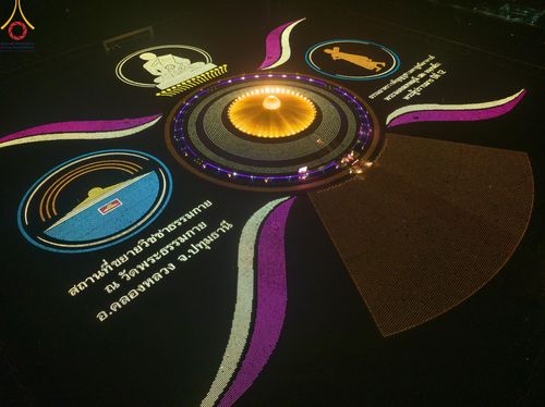 ภาพ No.122224:พิธีจุดประทีปถวายเป็นพุทธบูชา และบูชาธรรมมหาปูชนียาจารย์ พระมงคลเทพมุนี(สด จนฺทสโร) ในโครงการธรรมยาตรา กตัญญูบูชา มหาปูชนียาจารย์ พระมงคลเทพมุนี(สด จนฺทสโร) พระผู้ปราบมาร อนุสรณ์สถาน 7 แห่ง ปีที่ 12 วันที่ 31 มกราคม พ.ศ. 2567 ณ วัดพระธรรมกาย จ.ปทุมธานี (