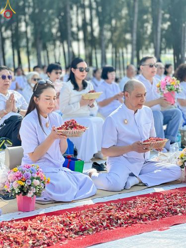 ภาพ No.188427:พิธีต้อนรับพระธรรมยาตรา ในโครงการธรรมยาตรา กตัญญูบูชา มหาปูชนียาจารย์ พระมงคลเทพมุนี(สด จนฺทสโร) พระผู้ปราบมาร อนุสรณ์สถาน 7 แห่ง ปีที่ 13 วันที่ 2 มกราคม พ.ศ. 2568 ณ วัดพระธรรมกาย จ.ปทุมธานี