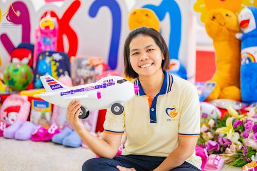 ภาพ No.193505:วัดพระธรรมกาย และ มูลนิธิธรรมกาย มอบของขวัญสนับสนุนงานวันเด็ก วันที่ 8 มกราคม พ.ศ. 2568 ณ อาคารโถงช้างฯ วัดพระธรรมกาย อ.คลองหลวง จ.ปทุมธานี