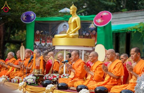 ภาพ No.206767:พิธีตักบาตรพระ 1,000 รูป ปืที่ 7 วันอาทิตย์ที่ 9 กุมภาพันธ์ พ.ศ. 2568 ณ วัดห้วยตองสัก อำเภอจอมทอง จังหวัดเชียงใหม่