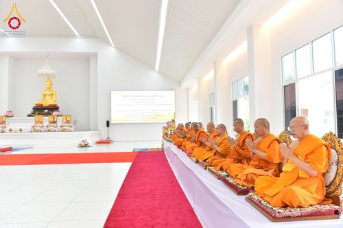 ภาพ No.152501:พิธียกฉัตรขาว 5 ชั้น กางกั้นถวายองค์พระประธาน อาคารปฏิบัติธรรมวัดสายสุวพรรณ ต.คลองสี่ อ.คลองหลวง จ.ปทุมธานี วันเสาร์ที่ 7 กันยายน พ.ศ. 2567