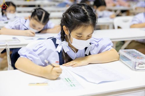 ภาพ No.104264:โครงการตอบปัญหาธรรมะทางก้าวหน้า ครั้งที่ 41 รอบชิงชนะเลิศระดับชาติ วันเสาร์ที่ 23 ธันวาคม พ.ศ. 2566 ณ ห้องแก้วสารพัดนึก วัดพระธรรมกาย จัดโดย ชมรมพุทธศาสตร์สากล