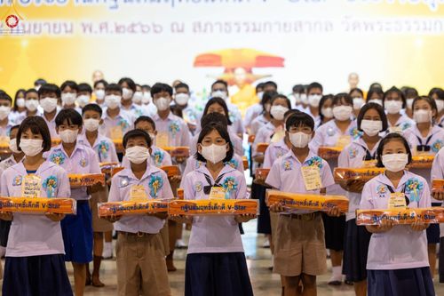 ภาพ No.89663:อบรมเชิงปฏิบัติการจัดกิจกรรมทอดกฐินสัมฤทธิ์ และพิธีมอบผ้าไตรประธานกฐินสัมฤทธิ์เด็กดี V-Star ประจำปีพุทธศักราช 2566  วันเสาร์ที่ 9 กันยายน พ.ศ. 2566 ณ สภาธรรมกายสากล วัดพระธรรมกาย จ.ปทุมธานี