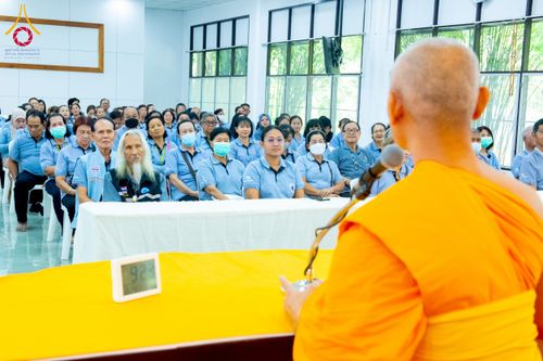 ภาพ No.259703:วันที่ 24 ตุลาคม พ.ศ. 2568 รพ.สต.คลองหนึ่ง อ.คลองหลวง สังกัด อบจ.ปทุมธานี จัดประชุมและมอบครุภัณฑ์ทางการแพทย์ เสริมพลัง อสม. ขับเคลื่อนสุขภาพชุมชนอย่างยั่งยืน ณ วัดพระธรรมกาย