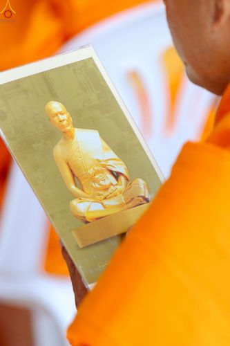 ภาพ No.249187:วันที่ 20 กันยายน พ.ศ. 2568 พิธีประดิษฐานรูปหล่อหลวงปู่วัดปากน้ำ ภาษีเจริญ ณ วิหารพระมงคลเทพมุนี (สด จนฺทสโร) ศูนย์ปฏิบัติธรรมภูเก็ต จ.ภูเก็ต