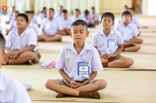 ภาพ No.185176:กิจกรรมวันรวมพลังเด็กดี V-Star ผู้นำฟื้นฟูศีลธรรมโลก จังหวัดพิจิตร ณ ศูนย์ปฏิบัติธรรมกัลยาณมิตรพิจิตร ต.ตะพานหิน อ.ตะพานหิน จ.พิจิตร วันที่ 12 ธันวาคม พ.ศ. 2567