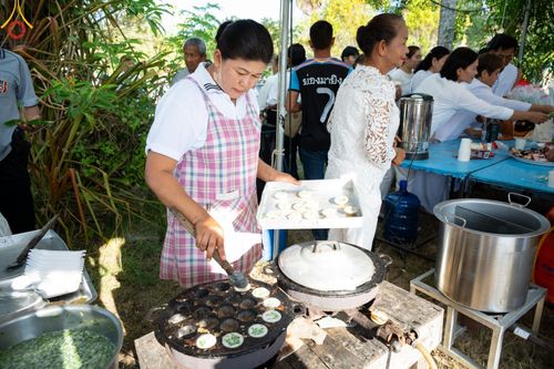 ภาพ No.131819:พิธีถวายสังฆทาน 323 วัด 4 จังหวัดชายแดนภาคใต้ ปีที่ 20 ครั้งที่ 167 และ พิธีมอบกองทุนหนุนแรงใจช่วยครูใต้ ปีที่ 17 ครั้งที่ 132 วันเสาร์ที่ 23 มีนาคม พ.ศ. 2567 ณ วัดมุจลินทวาปีวิหารพระอารามหลวง อ.หนองจิก จ.ปัตตานี