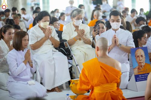 ภาพ No.84213:พิธีขอบรรพชา , พิธีขอสรณคมน์และศีล ,  พิธีรับบาตร , พิธีอุปสมบท ในโครงการบรรพชาอุปสมบทหมู่ธรรมทายาทรุ่นเข้าพรรษา และโครงการบรรพชาสามเณรโรงเรียนนานาชาติ รุ่นที่ 12 ณ โบสถ์พระไตรปิฎก วัดพระธรรมกาย วันที่ 22 กรกฎาคม พ.ศ. 2566