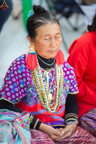 ภาพ No.192961:พิธีตักบาตรพระธรรมยาตรา ณ อนุสรณ์สถานคลองบางนางแท่น อ.สามพราน จ.นครปฐม ในโครงการธรรมยาตรา กตัญญูบูชา มหาปูชนียาจารย์ พระมงคลเทพมุนี(สด จนฺทสโร) พระผู้ปราบมาร อนุสรณ์สถาน 7 แห่ง ปีที่ 13 วันที่ 11 มกราคม พ.ศ.2568