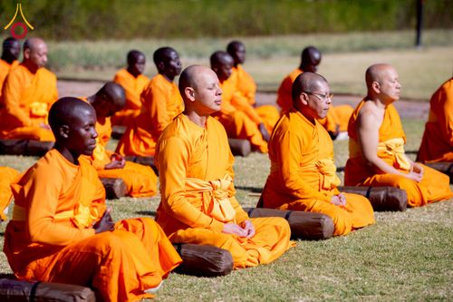 ภาพ No.232844:วันที่ 1 กรกฏาคม พ.ศ. 2568 Dhammayatra in South Africa 2025 ธรรมยาตราแอฟริกาใต้ — เส้นทางแห่งสติ สมาธิ และปัญญา ธรรมทายาทที่ได้อบรมโครงการบรรพชาอุปสมบทหมู่ครั้งที่ 2 ณ วัดพระธรรมกายโจฮันเนสเบิร์ก ประเทศแอฟริกาใต้