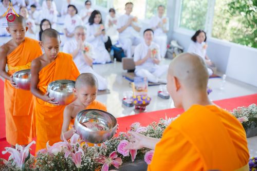 ภาพ No.174905:พิธีทอดกฐิน ศูนย์ปฏิบัติธรรมท่าม่วง ต.ทุ่งทอง อ.ท่าม่วง จ.กาญจนบุรี ในโครงการกฐินสามัคคีทั่วไทย 30,000 วัด บูชาธรรม 80 ปี หลวงพ่อธัมมชโย โดยคณะศิษยานุศิษย์วัดพระธรรมกาย วันที่ 9 พฤศจิกายน พ.ศ. 2567