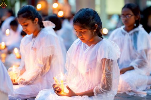 ภาพ No.229960:วันที่ 4 และ 12 พฤษภาคม พ.ศ. 2568 พิธีจุดวิสาขประทีป ถวายเป็นพุทธบูชา ณ วัดสุภัทรารามา มหาวิหาร เมืองบาดุลลา ประเทศศรีลังกา