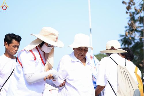 ภาพ No.112456:V.11 สามารถ การเตรียมงาน เก็บงาน การรับบุญของเจ้าหน้าที่หน่วยงานต่างๆ เพื่อโครงการธรรมยาตรา กตัญญูบูชา มหาปูชนียาจารย์ พระมงคลเทพมุนี (สด จนฺทสโร) พระผู้ปราบมาร อนุสรณ์สถาน 7 แห่ง ปีที่ 12 ระหว่างวันที่ 2 - 31 มกราคม พ.ศ.2567