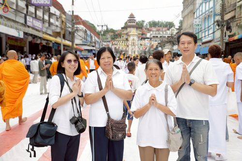 ภาพ No.245477:วันอาทิตย์ที่ 14 กันยายน พ.ศ. 2568 ตักบาตรพระ 555 รูป มหากุศล  น้อมถวายเป็นพุทธบูชา ณ หอนาฬิกาเบตง อ.เบตง จ.ยะลา