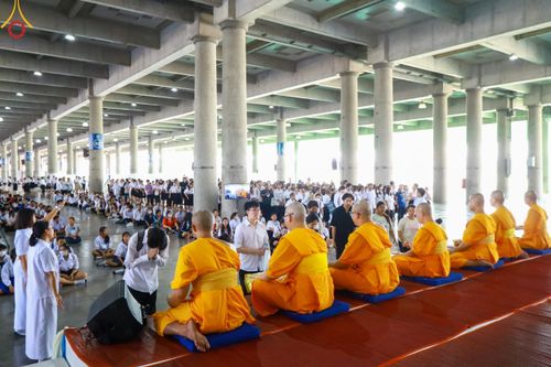 ภาพ No.59580:การอบรมอาสาสมัคร  เตรียมงานและจัดถวายภัตตาหาร แด่พระสังฆาธิการ 10,000 กว่าวัดทั่วประเทศ ในวันที่ 21-22 เมษายน พ.ศ.2567 เพื่องานวันคุ้มครองโลก จัดโดย ชมรมพุทธศาสตร์สากลฯ