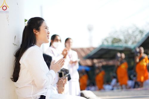 ภาพ No.195542:พิธีต้อนรับพระธรรมยาตรา ณ อนุสรณ์สถานลำดับที่ 4 สถานที่เกิดด้วยกายธรรม วัดโบสถ์(บน) ต.บางคูเวียง จ.นนทบุรี ในโครงการธรรมยาตรา กตัญญูบูชา มหาปูชนียาจารย์ พระมงคลเทพมุนี(สด จนฺทสโร) พระผู้ปราบมาร อนุสรณ์สถาน 7 แห่ง ปีที่ 13 วันที่ 15 มกราคม พ.ศ. 2568