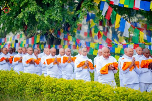 ภาพ No.210057:วันอังคารที่ 4 มีนาคม พ.ศ. 2568 พิธีบรรพชาสามเณรเนปาล 500 รูป ณ ลุมพินี ประเทศเนปาล