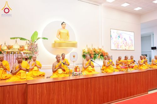 ภาพ No.255105:วันที่ 15 ตุลาคม พ.ศ. 2568 พิธีทอดกฐินสามัคคีประจำปี 2568 บูชาธรรม 81 ปี หลวงพ่อธัมมชโย ณ ศูนย์อบรมเยาวชนกาญจนบุรี