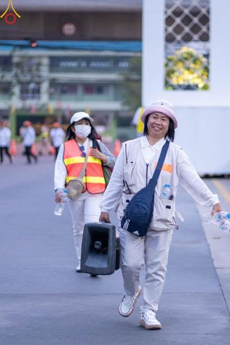 ภาพ No.121844:V.22 ต่อไป การเตรียมงาน เก็บงาน การรับบุญของเจ้าหน้าที่หน่วยงานต่างๆ เพื่อโครงการธรรมยาตรา กตัญญูบูชา มหาปูชนียาจารย์ พระมงคลเทพมุนี (สด จนฺทสโร) พระผู้ปราบมาร อนุสรณ์สถาน 7 แห่ง ปีที่ 12 ระหว่างวันที่ 2 - 31 มกราคม พ.ศ.2567