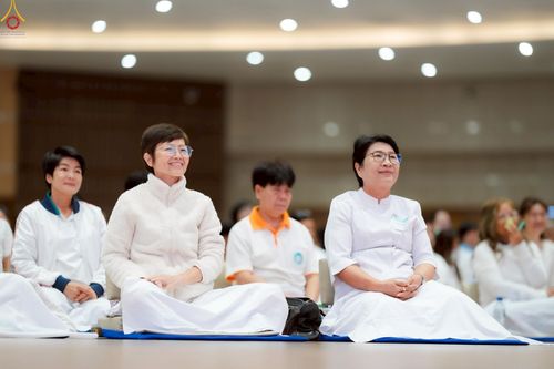 ภาพ No.242313:วันที่ ๒๙ - ๓๑ สิงหาคม พ.ศ. ๒๕๖๘ สัมมนารวมใจผู้นำบุญ บูชาธรรม ๘๑ ปี  หลวงพ่อธัมมชโย รุ่นที่ ๒ กฐินสามัคคีทั่วไทย ๓๐,๐๐๐ วัด โครงการอุปสมบทบูชาธรรมมหาปูชนียาจารย์  ๓,๐๐๐ รูป