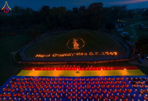 ภาพ No.132416:พิธีจุดโคมประทีปถวายเป็นพุทธบูชา ในโครงการบรรพชา 1,250 รูป ณ แดนประสูติ สวนลุมพินี ประเทศเนปาล วันที่ 17 มีนาคม พ.ศ. 2567