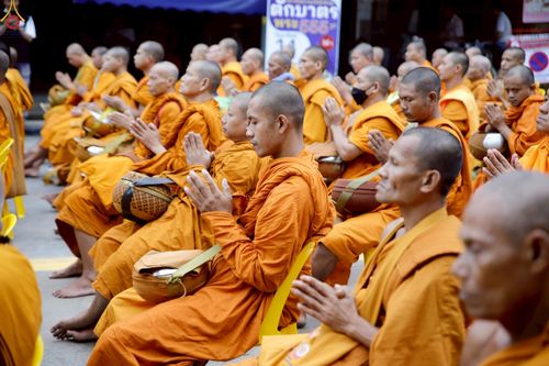 ภาพ No.245322:วันอาทิตย์ที่ 14 กันยายน พ.ศ. 2568 ตักบาตรพระ 555 รูป มหากุศล  น้อมถวายเป็นพุทธบูชา ณ หอนาฬิกาเบตง อ.เบตง จ.ยะลา