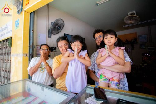 ภาพ No.211437:วันอาทิตย์ที่ 16 มีนาคม พ.ศ. 2568 ธรรมยาตราอัญเชิญพระบรมสารีริกธาตุ รอบเมืองปัตตานี ประดิษฐาน ณ ปทุมเจดีย์ เจดีย์พระพุทธเจ้า 5 พระองค์  ศูนย์อบรมเยาวชนปัตตานี