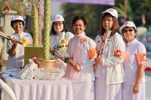 ภาพ No.208726:ตักบาตรพระ 1,743 รูป ครบรอบ 743 ปี นครน่าน ถวายเป็นพุทธบูชา น้อมบุญกุศลอุทิศให้บรรพบุรุษ วันอาทิตย์ ที่ 16 กุมภาพันธ์ พ.ศ. 2568 ณ ถนนคนเดินข่วงเมืองน่าน ต.ในเวียง อ.เมือง จ.น่าน