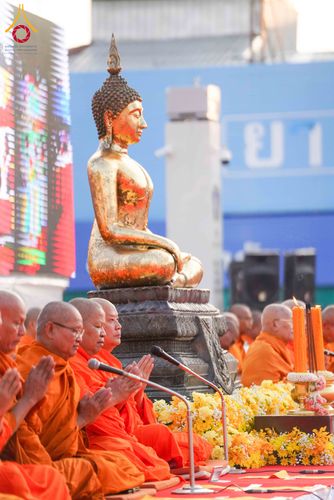 ภาพ No.312779:วันอาทิตย์ที่ 8 มีนาคม พ.ศ.2569 ทำบุญเมืองนครราชสีมา 558 ปี ตักบาตรพระ 10,000 รูป (ภาพชุดที่ 2)