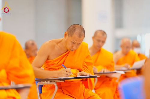 ภาพ No.219772:วันที่ 22-24 เมษายน พ.ศ. 2568 สอบบาลีสนามหลวง ครั้งที่ 2 คณะสงฆ์ภาค 1 (นนทบุรี, ปทุมธานี, สมุทรปราการ) สนามสอบวัดพระธรรมกาย อำเภอคลองหลวง จังหวัดปทุมธานี