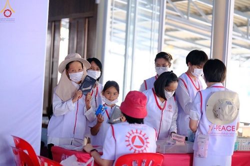 ภาพ No.117025:V.16 เป็นทีม การเตรียมงาน เก็บงาน การรับบุญของเจ้าหน้าที่หน่วยงานต่างๆ เพื่อโครงการธรรมยาตรา กตัญญูบูชามหาปูชนียาจารย์ พระมงคลเทพมุนี (สด จนฺทสโร) พระผู้ปราบมาร อนุสรณ์สถาน 7 แห่ง ปีที่ 12 ระหว่างวันที่ 2 - 31 มกราคม พ.ศ. 2567