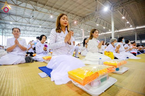 ภาพ No.121637:พิธีถวายภัตตาหารเป็นสังฆทาน แด่คณะพระธรรมยาตรา ปีที่ 12 วันที่ 31 มกราคม พ.ศ. 2567 ณ สภาธรรมกายสากล วัดพระธรรมกาย