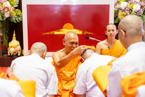 ภาพ No.144159:พิธีบรรพชาอุปสมบทหมู่ พระธรรมทายาทนานาชาติ(ภาษาจีน) รุ่น 19 ณ วัดพระธรรมกาย จ.ปทุมธานี วันเสาร์ที่ 13 กรกฎาคม พ.ศ. 2567