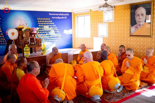 ภาพ No.231721:โครงการบรรพชาอุปสมบทหมู่ครั้งที่ 2 ณ วัดพระธรรมกายโจฮันเนสเบิร์ก ประเทศแอฟริกาใต้ วันอาทิตย์ 29 มิถุนายน พ.ศ. 2568