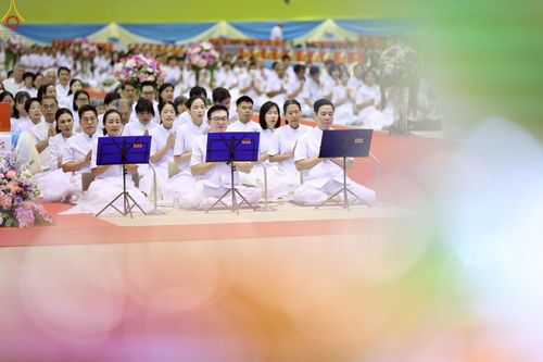 ภาพ No.236134:วันที่ 3 สิงหาคม พ.ศ. 2568 พิธีบูชาข้าวพระ ณ สภาธรรมกายสากล วัดพระธรรมกาย